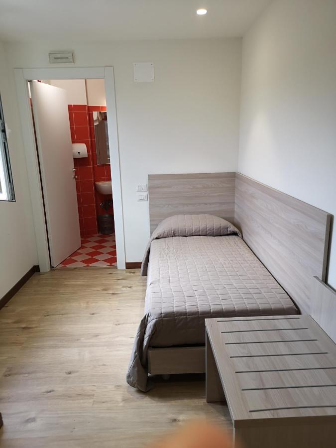 Hotel Clodi Ascoli Piceno Buitenkant foto