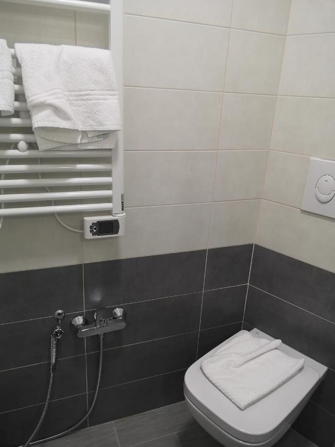 Hotel Clodi Ascoli Piceno Buitenkant foto